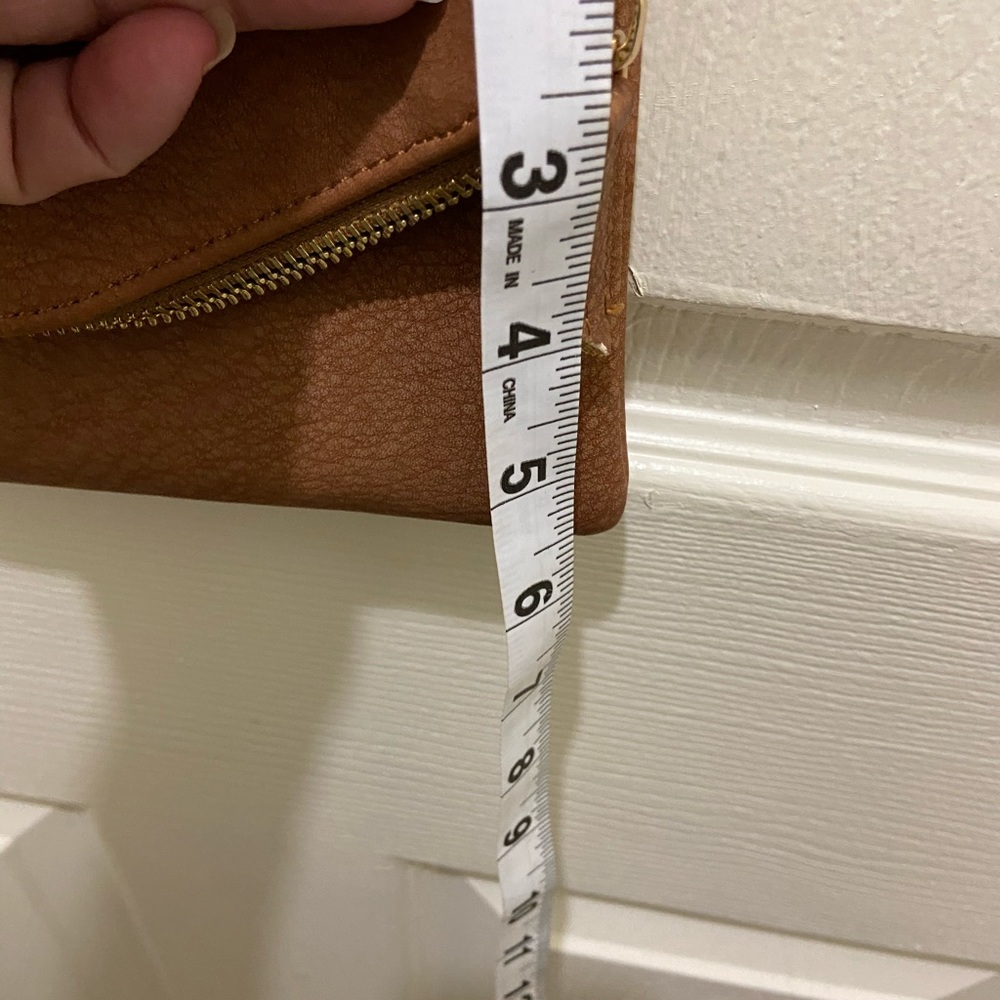 NEW Antik Kraft Crossbody gorgeous brown leather. - Picture 9 of 10